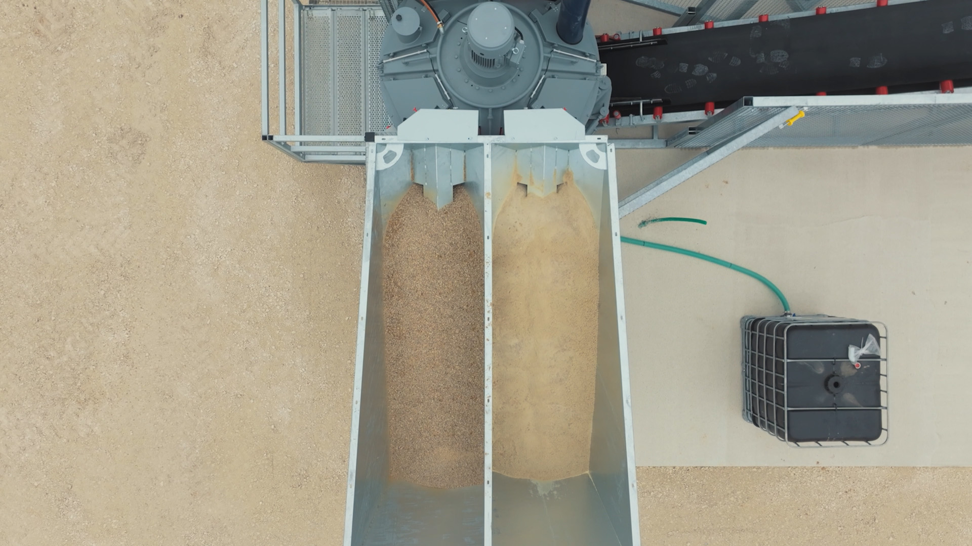 Mélange de granulats et de ciment pour une recette de béton